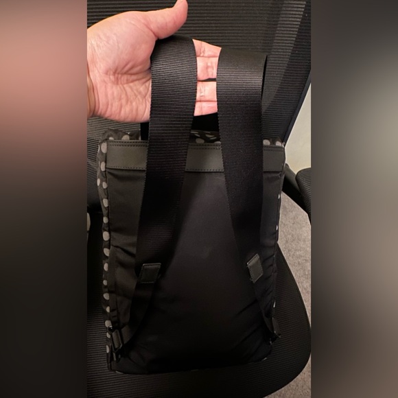 Lululemon Get Set Backpack Reflective 19L BNWOT - Picture 5 of 7